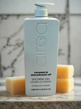 Ciroa Coconut and Macadamia Oil Shower Gel 33.8oz  Size Vegan & Cruelty Free NWT